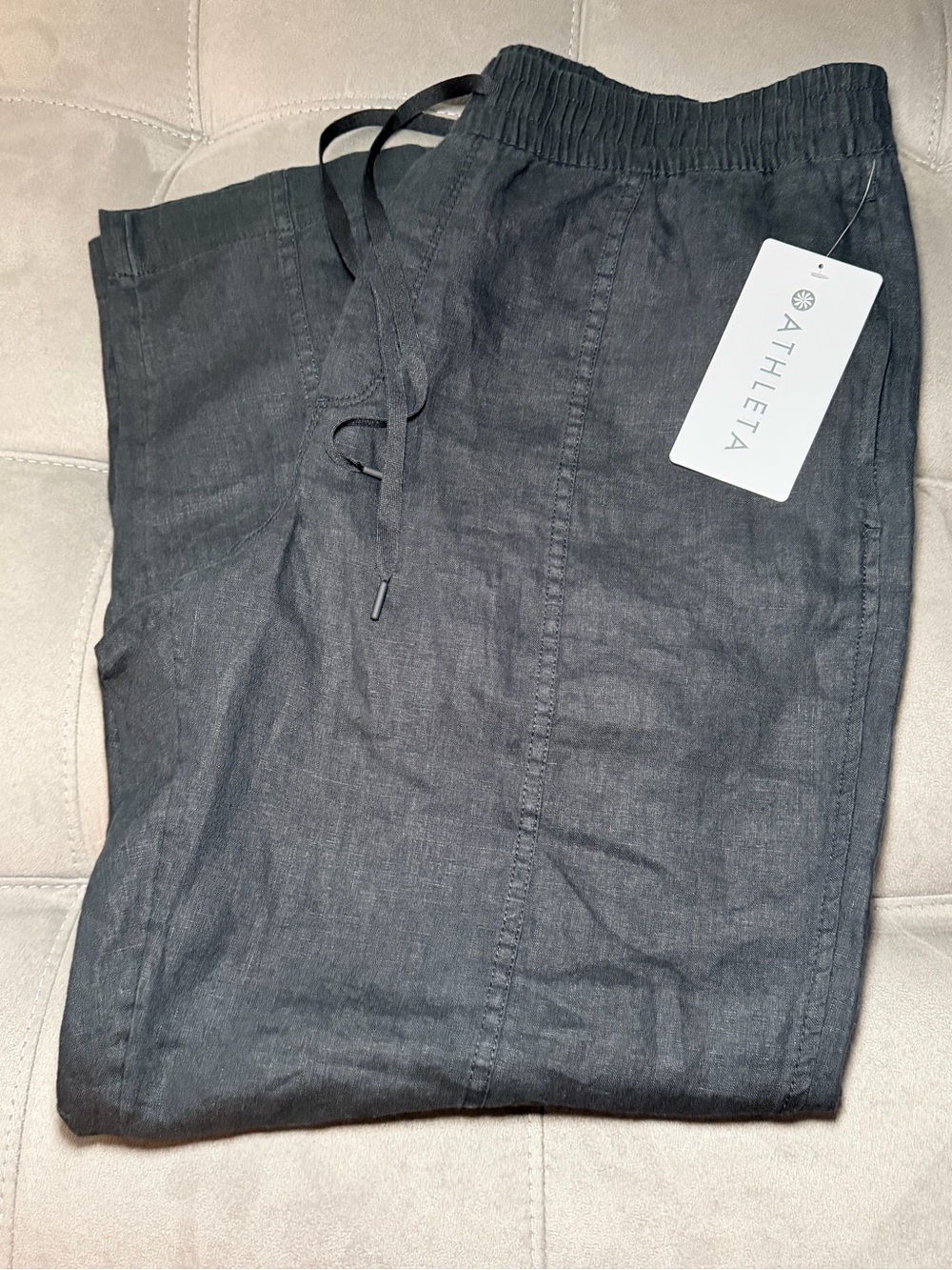 Athleta Women's Straight Leg Pants in Charcoal Black